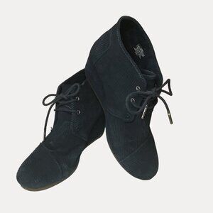 Toms Women's Navy Corduroy Lace-Up Desert Boot Shoes Size 9